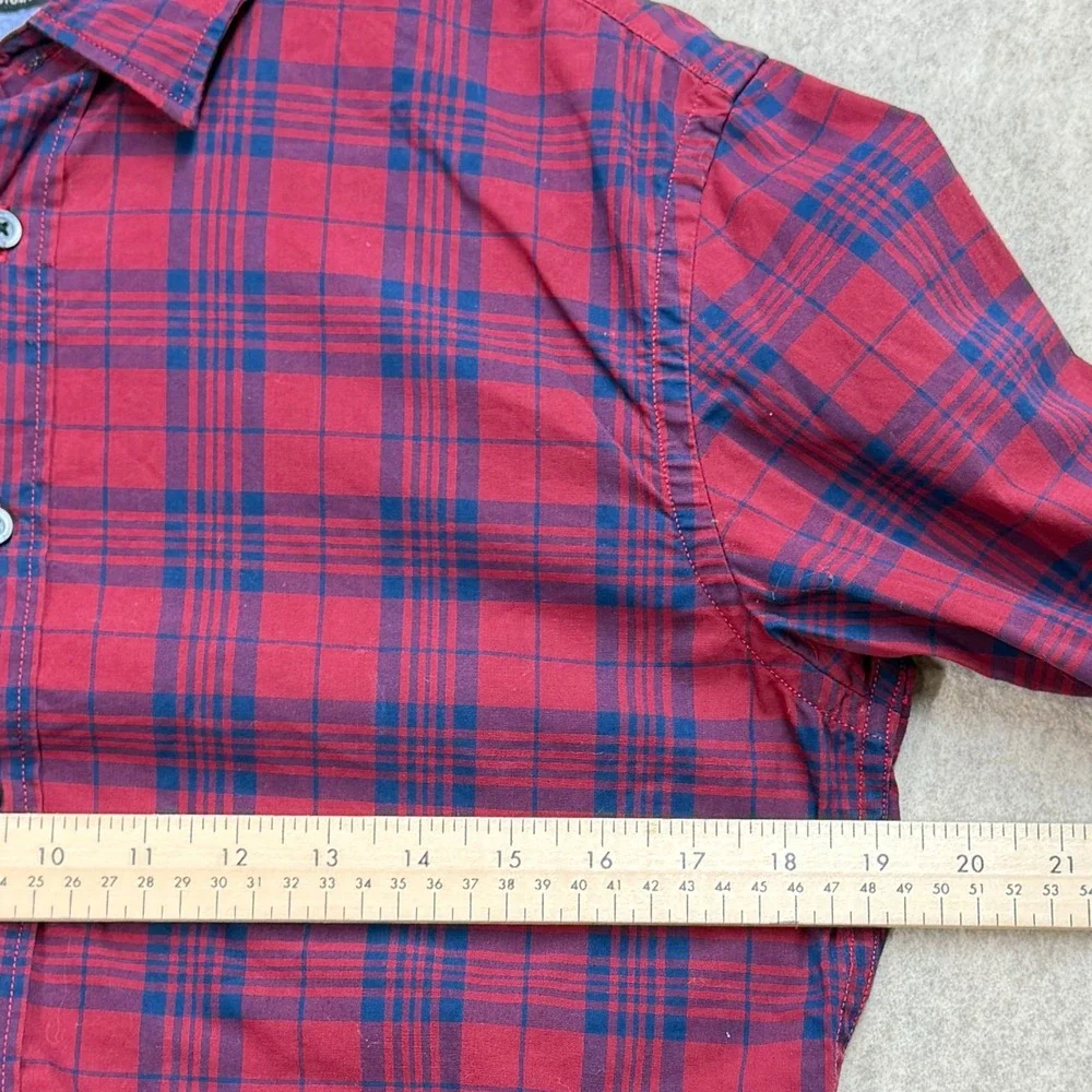 Banana Republic Camden Fit Custom Wash Plaid Button Down Shirt Mens Small Red